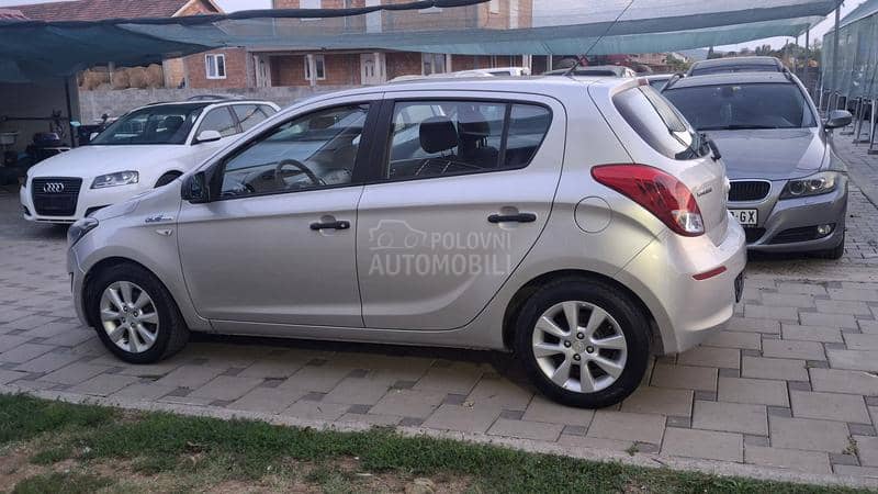 Hyundai i20 