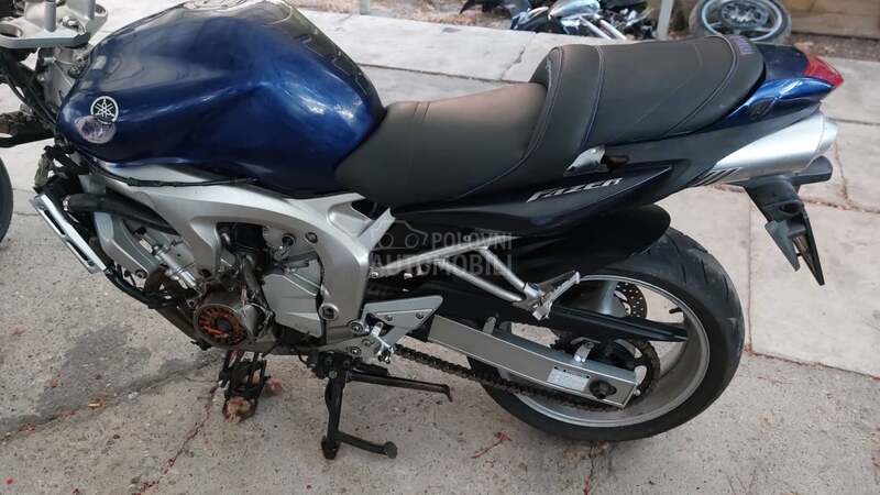 Yamaha fazer fz6 delovi