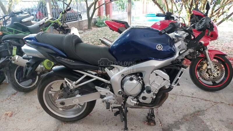 Yamaha fazer fz6 delovi