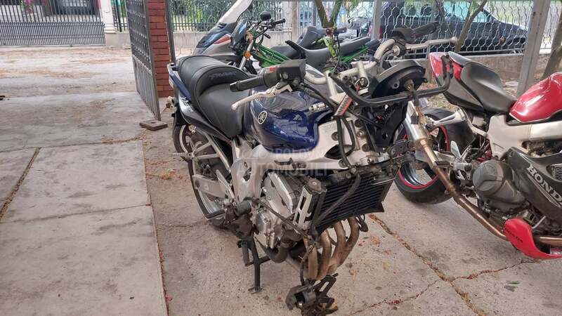 Yamaha fazer fz6 delovi