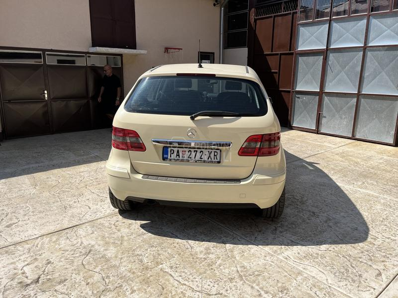 Mercedes Benz B 180 180 CDI