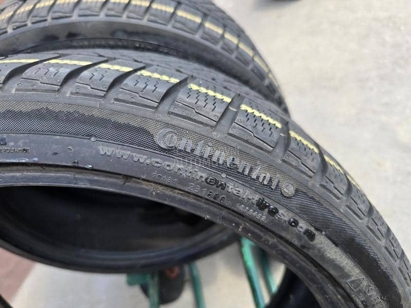 Continental 245/35 R19 Zimska