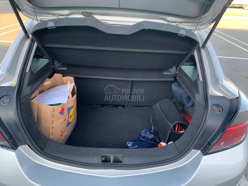 Opel Astra H GTC