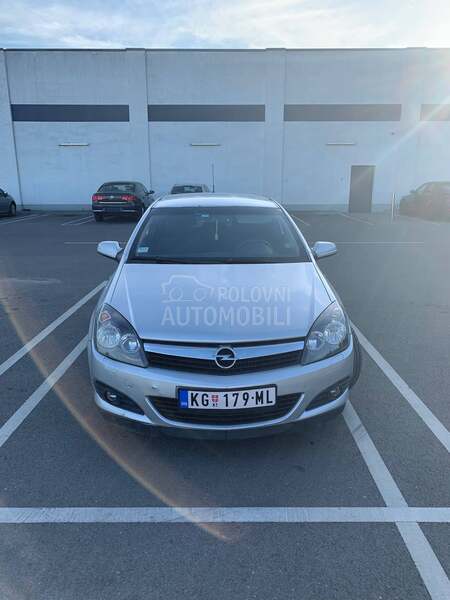 Opel Astra H GTC