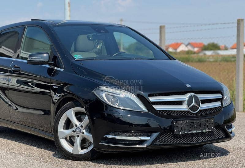 Mercedes Benz B 180 CDI / PREMIUM