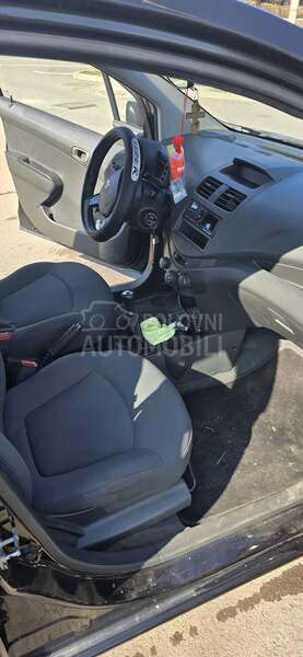 Chevrolet Spark 1,0