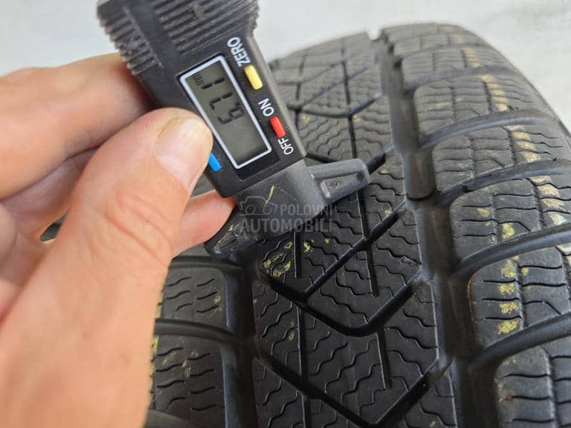 Pirelli 205/60 R17 Zimska