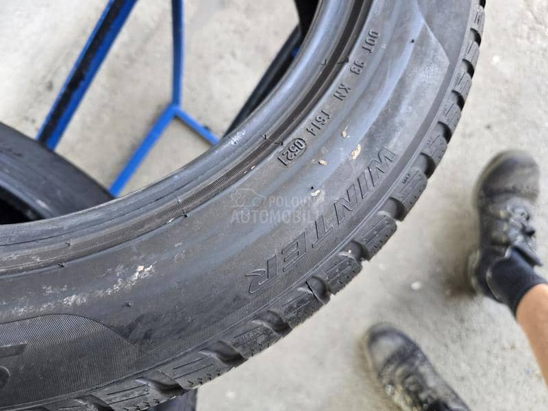 Pirelli 205/60 R17 Zimska