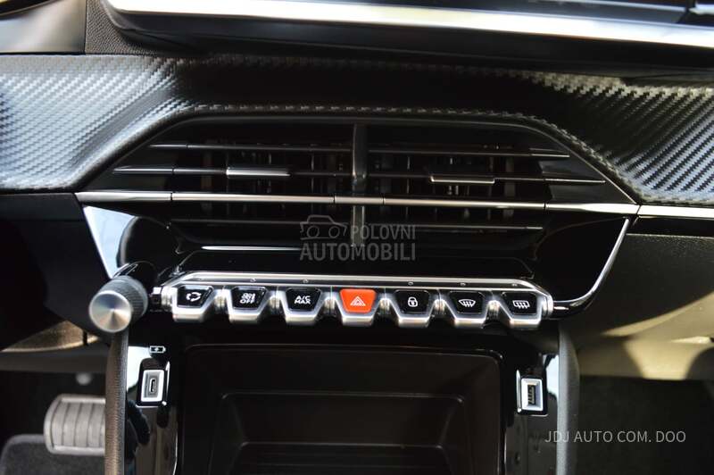 Peugeot 208 1.2PureTech Auto