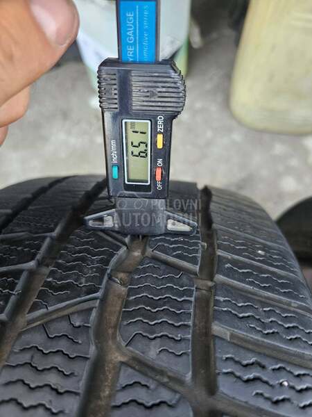 Continental 245/40 R19 Zimska