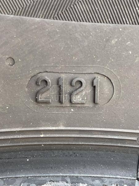 Continental 215/65 R17 Letnja