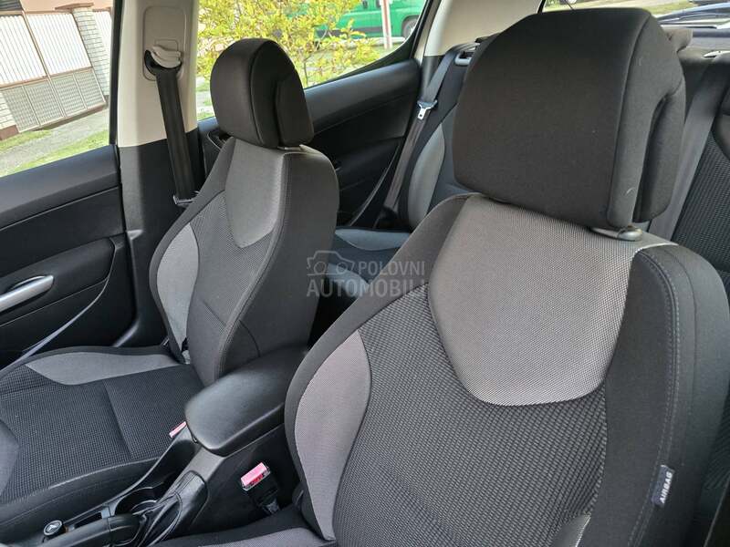 Peugeot 308 1.6hdi