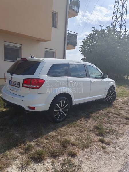 Fiat Freemont 