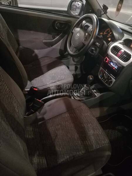 Opel Corsa C 16v sport