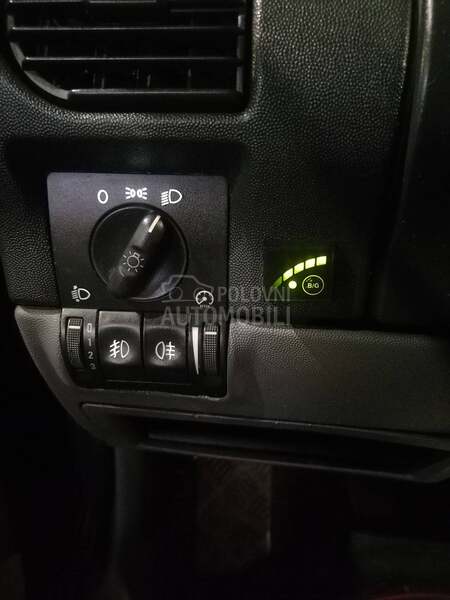 Opel Corsa C 16v sport