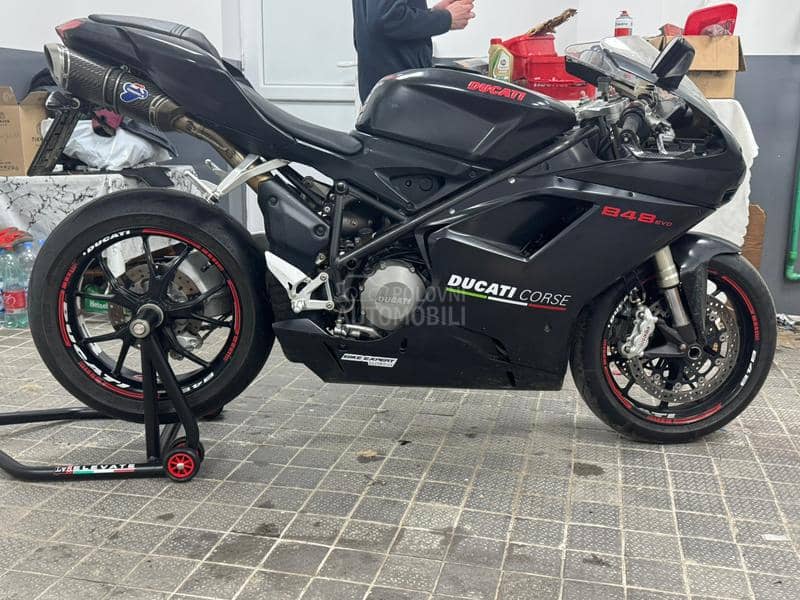 Ducati 848