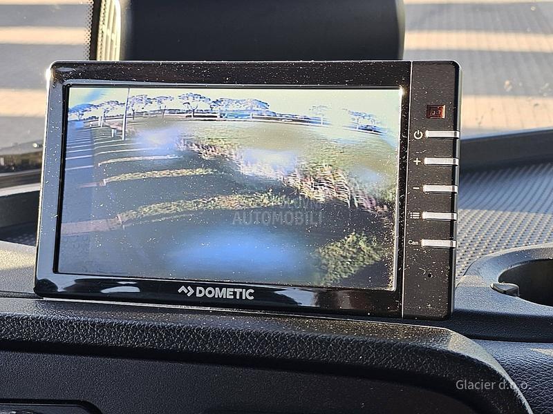 Mercedes Benz 816 / BOX 4.4 m