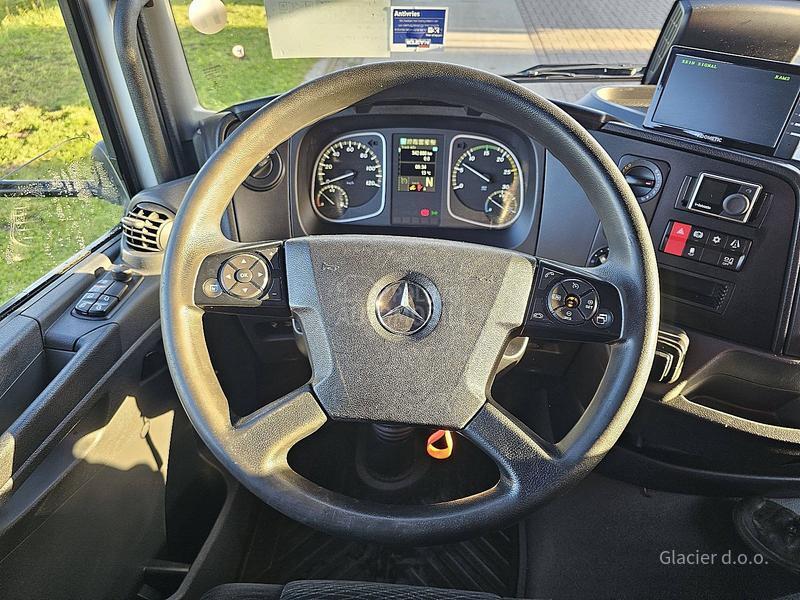 Mercedes Benz 816 / BOX 4.4 m