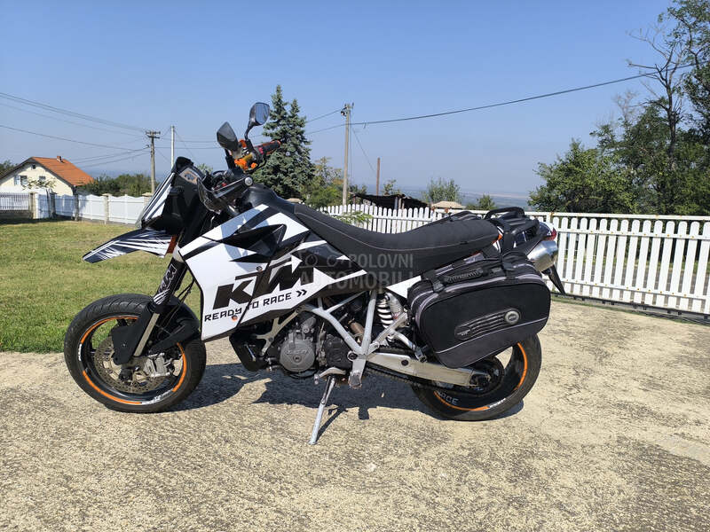 KTM 950sm