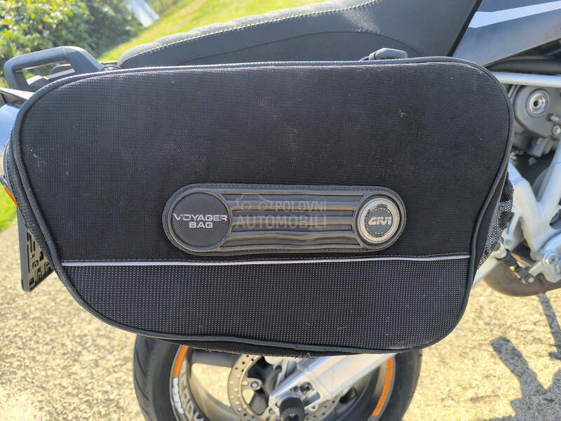 KTM 950sm