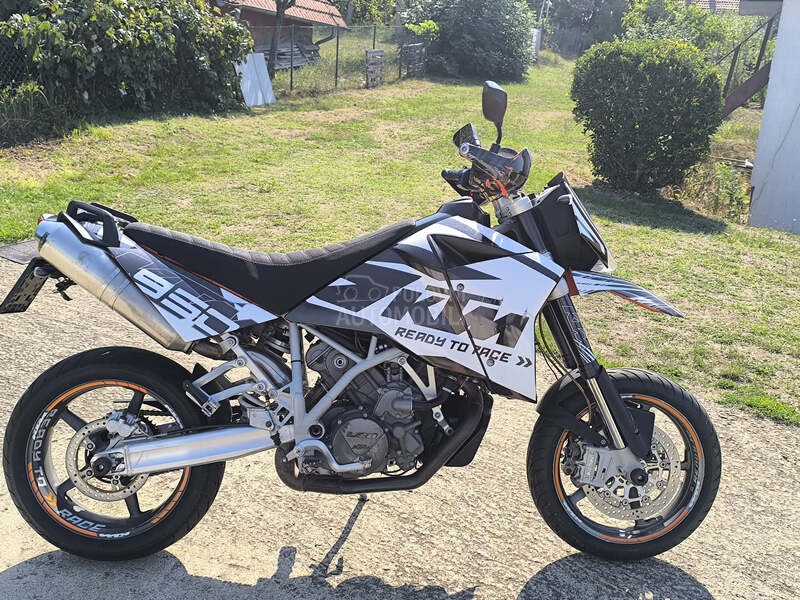 KTM 950sm