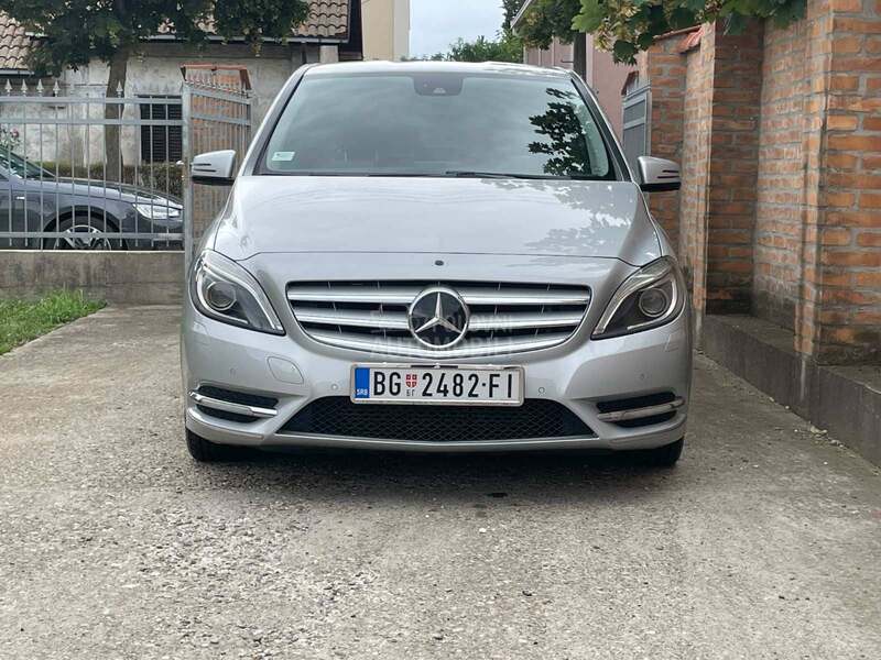 Mercedes Benz B 180 cdi