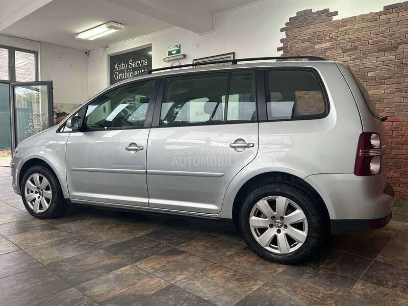 Volkswagen Touran 1.9TDI P.o.k.l.o.n