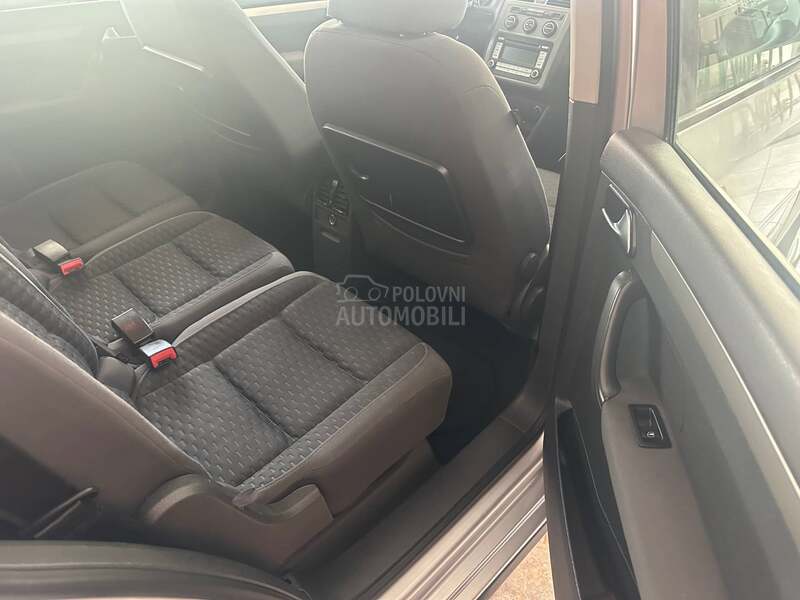 Volkswagen Touran 1.9TDI P.o.k.l.o.n
