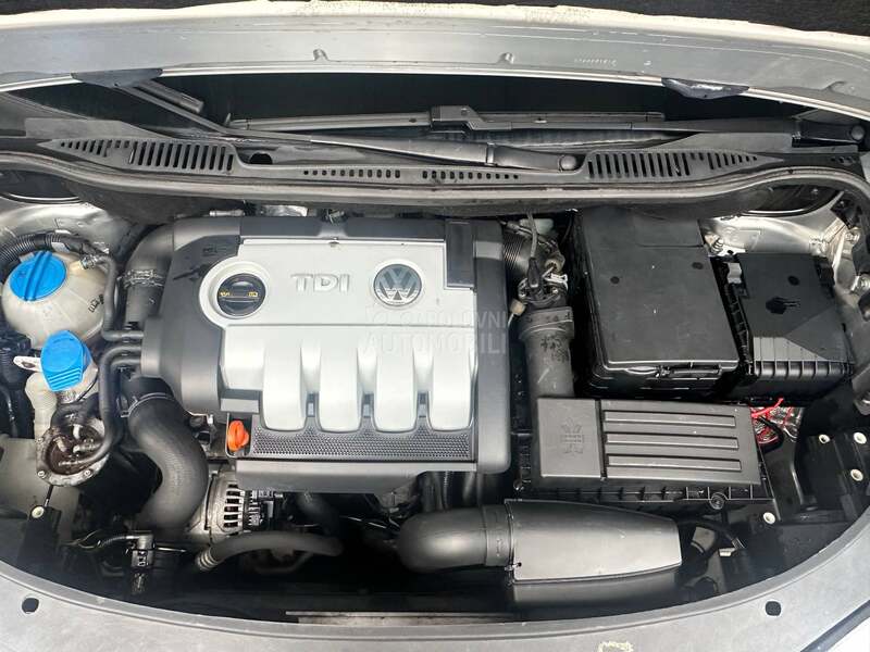 Volkswagen Touran 1.9TDI P.o.k.l.o.n