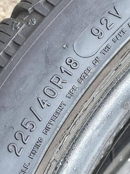 Michelin 225/40 R18 Zimska