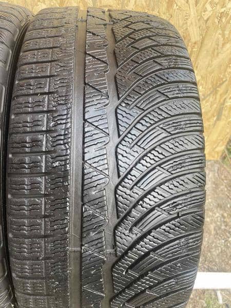 Michelin 225/40 R18 Zimska
