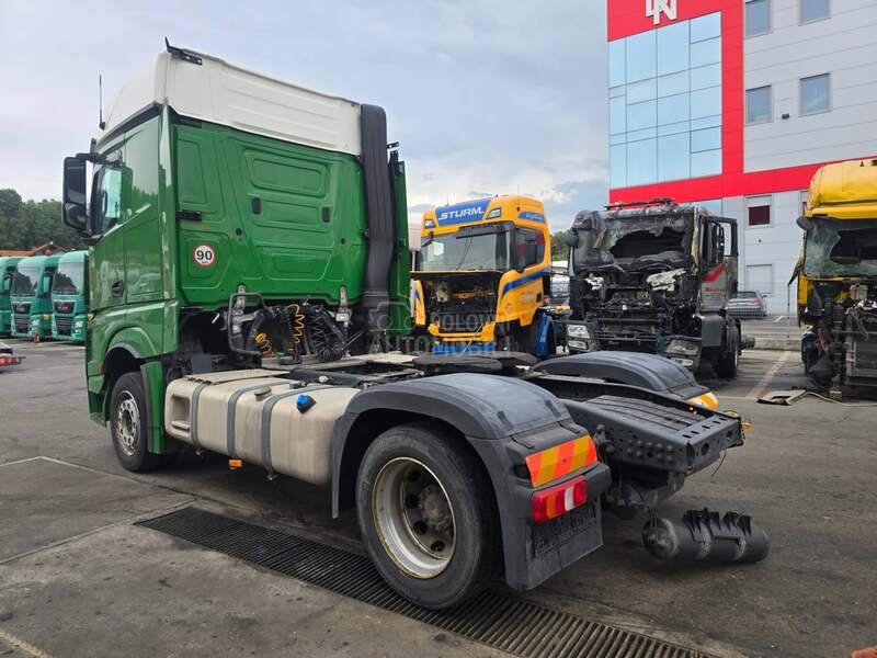 Actros 1945 Mega