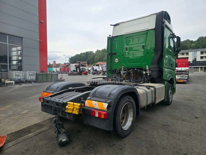 Actros 1945 Mega