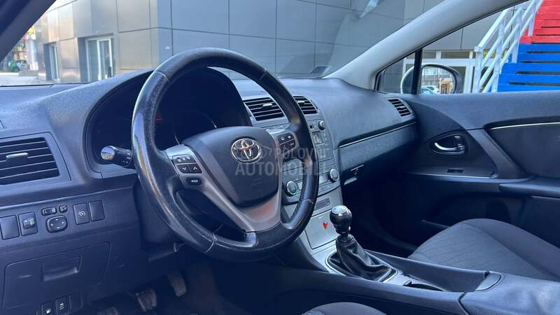 Toyota Avensis 2.0