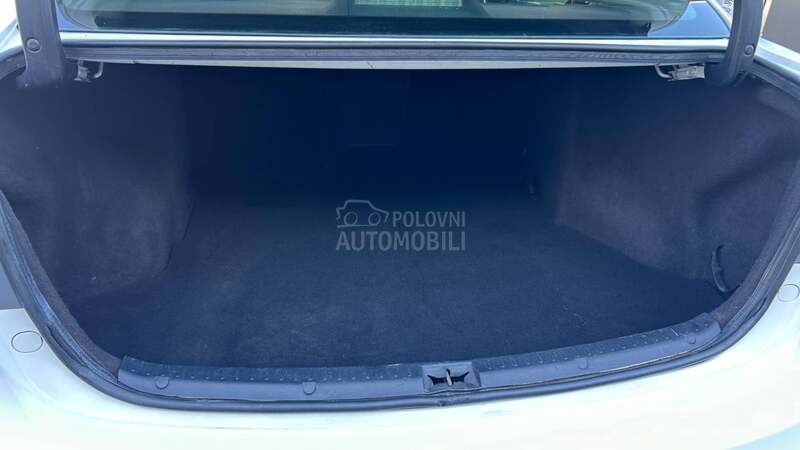 Toyota Avensis 2.0