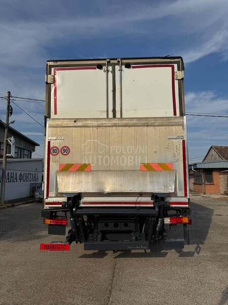Mercedes Benz Axor 1823