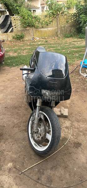 Yamaha fzr 1000