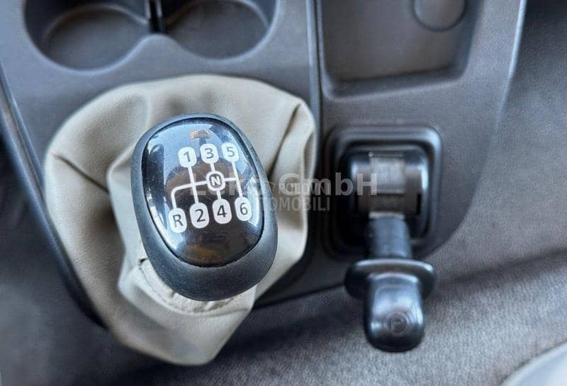 Renault MIDLUM 220.16