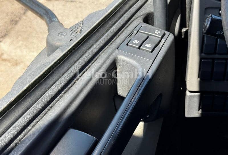 Renault MIDLUM 220.16