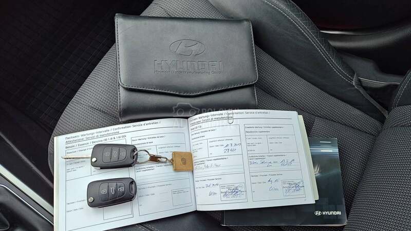 Hyundai i30 1.6 crdi CH