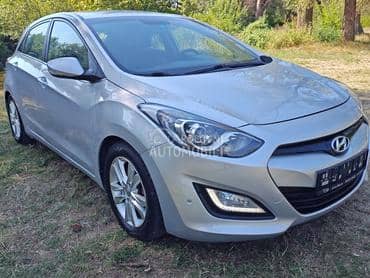 Hyundai i30 1.6 crdi CH