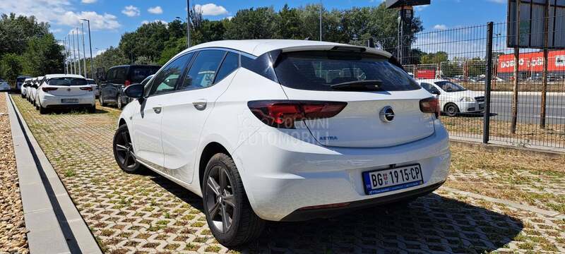 Opel Astra K ELEGANCE 1.2 MT6