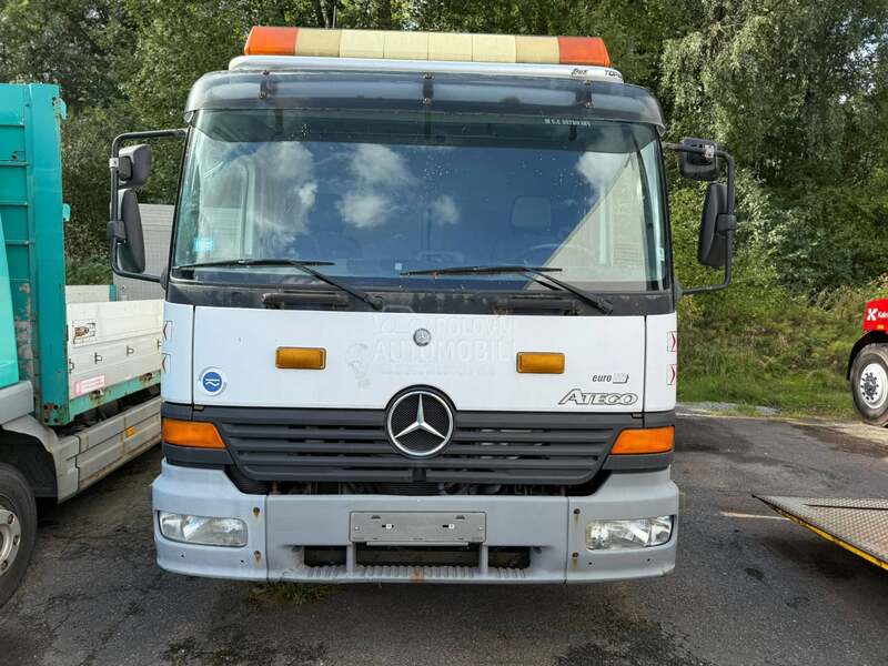 Mercedes Benz ATEGO 823