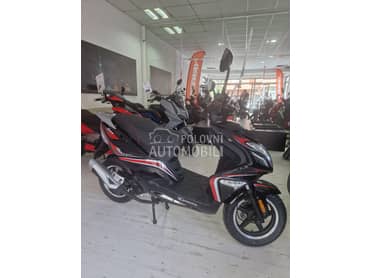 K-MOTO R8
