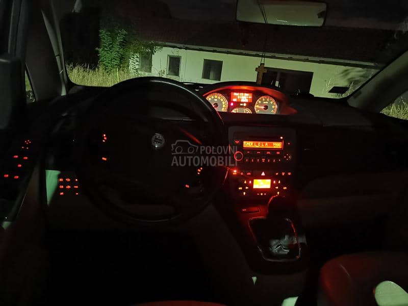 Lancia Musa Motor 1.9 8v