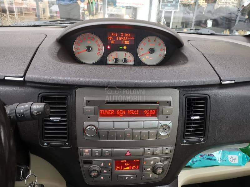 Lancia Musa Motor 1.9 8v