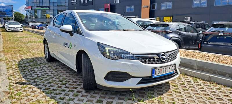 Opel Astra K ELEG. 1.2 110hp MT6