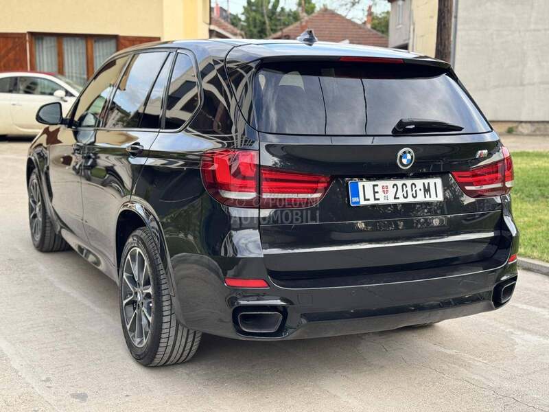 BMW X5 M50d