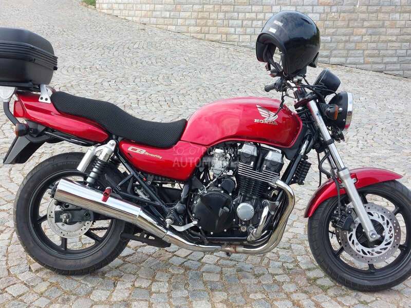 Honda CB 750 seven fifty