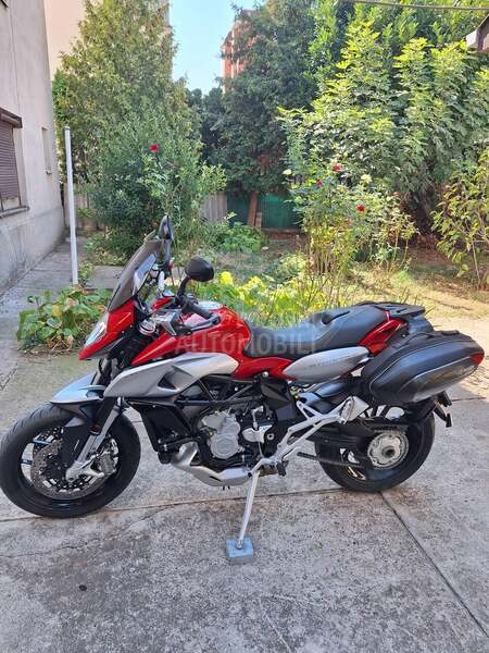 MV Agusta stradale KAO NOV